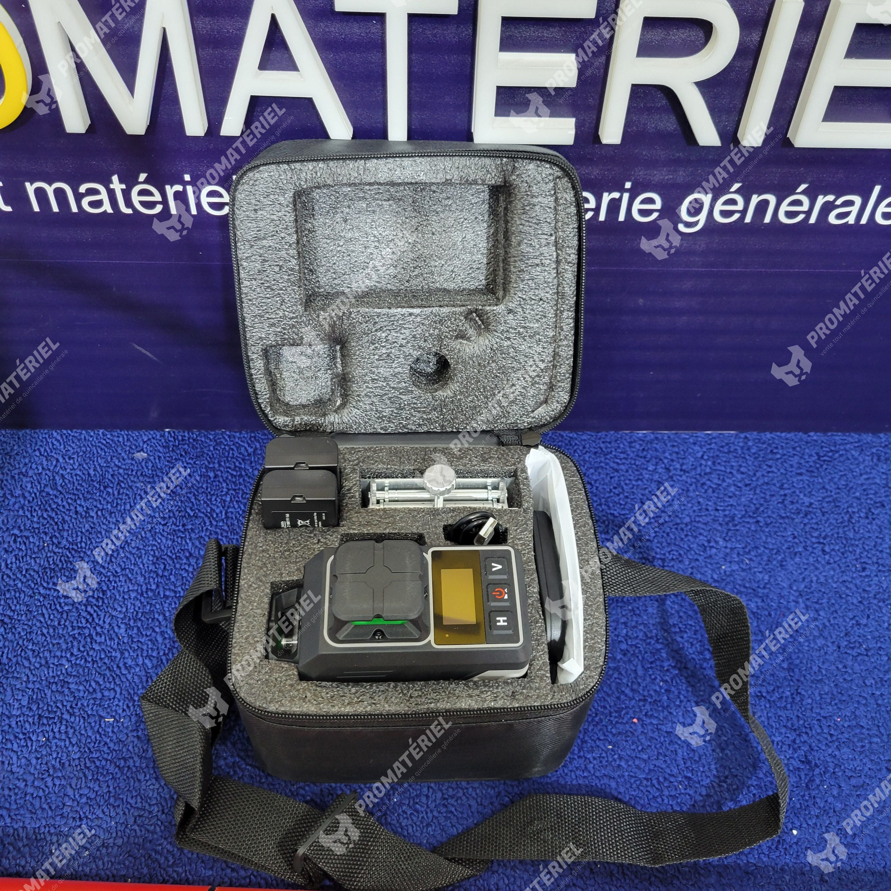 CROWN - Niveau laser 4D 16 Lines 30M